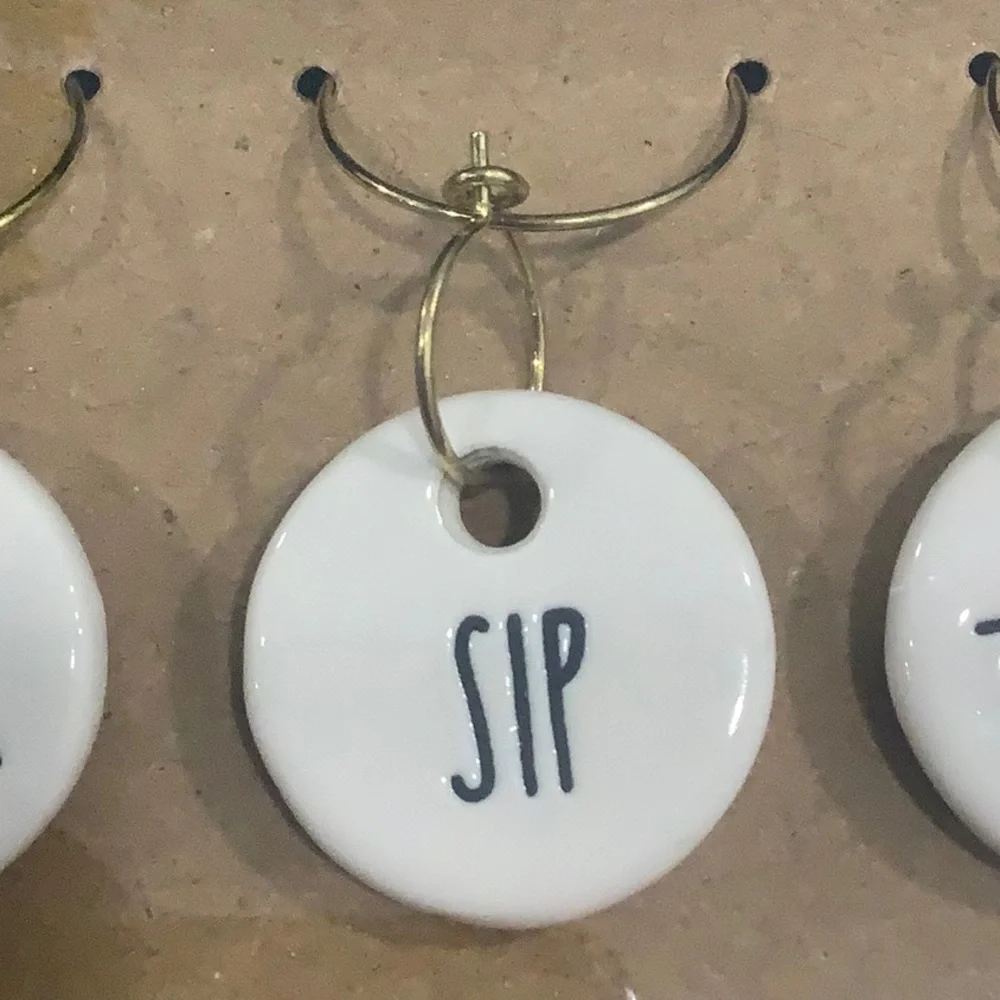 Rae DunnCeramic Wine Charms New - Picture 4 of 4